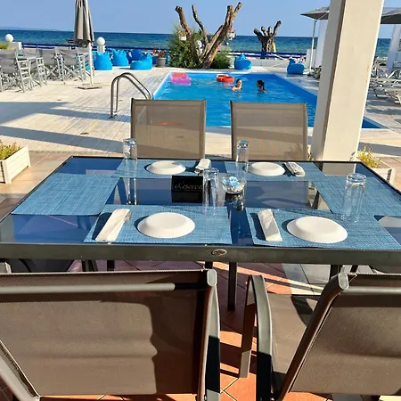 Mileniko بيت للعطل *